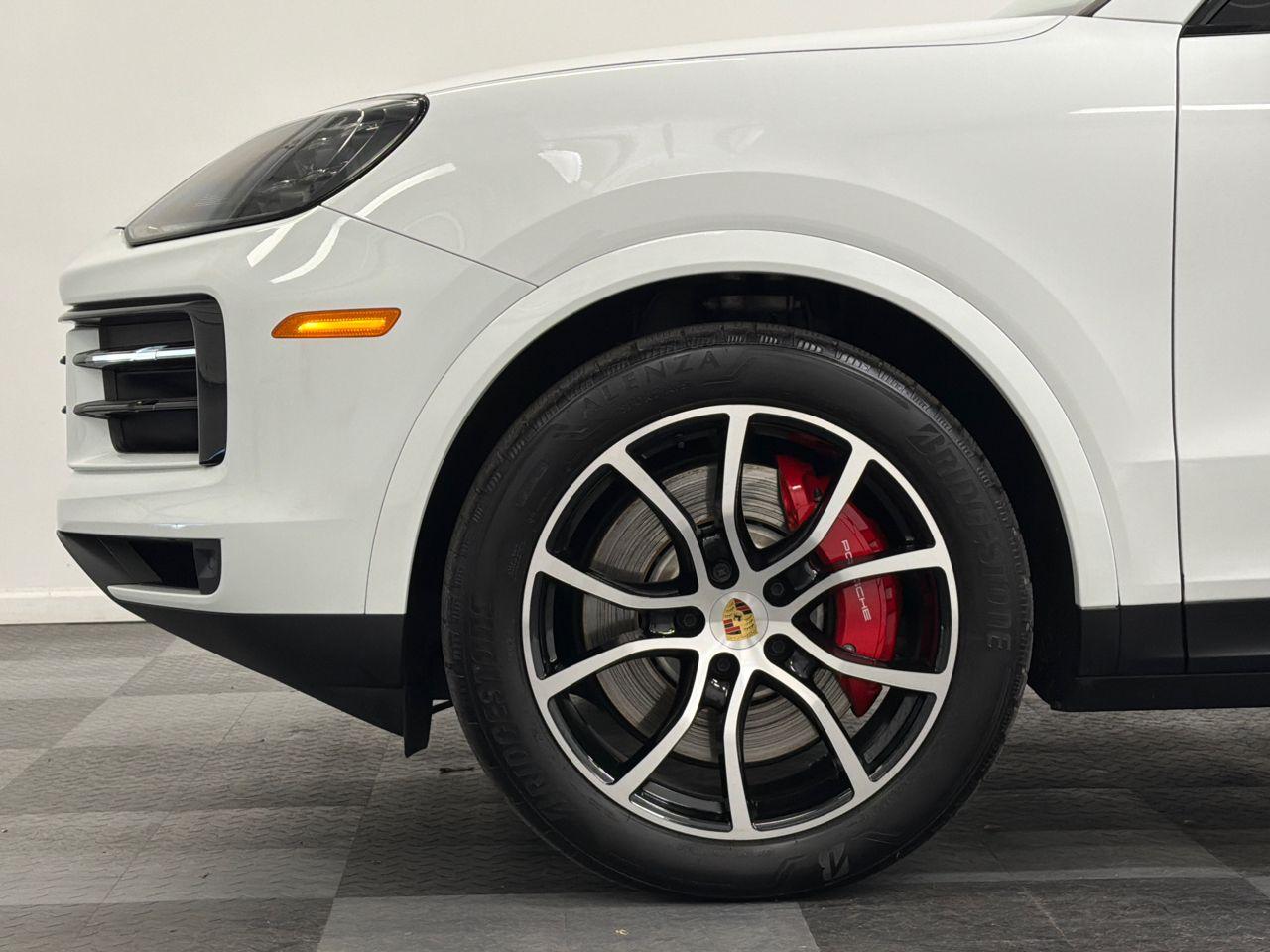 2024 Porsche Cayenne Photo in Silver Spring, MD 20904