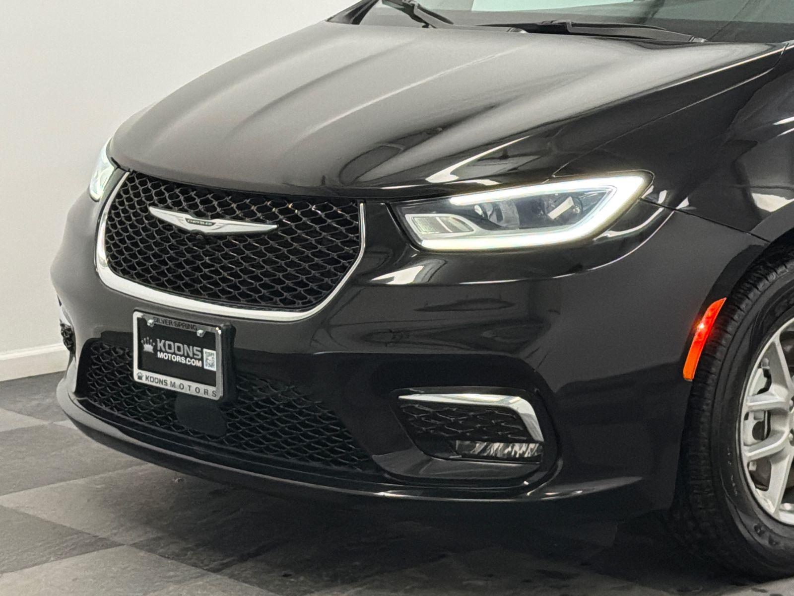 2024 Chrysler Pacifica Photo in Silver Spring, MD 20904