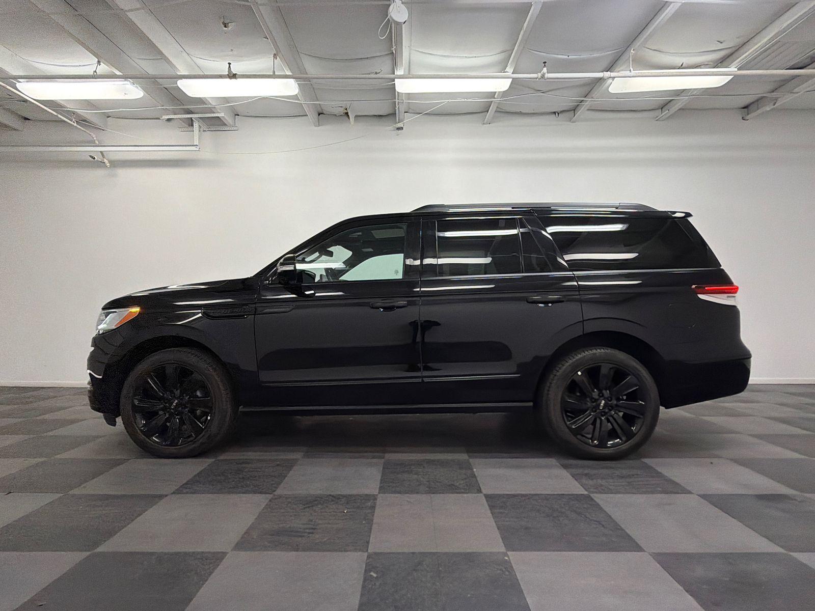 2023 Lincoln Navigator Photo in Bethesda, MD 20814